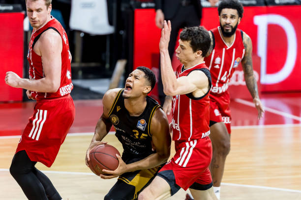 高压逼抢争 高压逼抢争